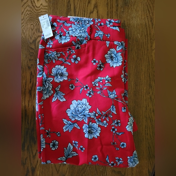 Ankle length floral print pants - Picture 4 of 16